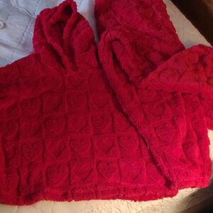 Cozy Red Heart Patterned Hoodie And Pant Sent Joy Spun